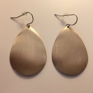 francesca’s gold earrings